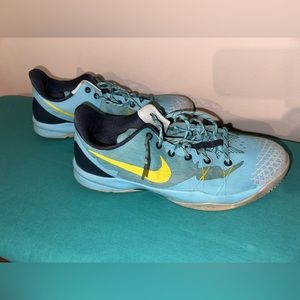 Nike Kobe 4